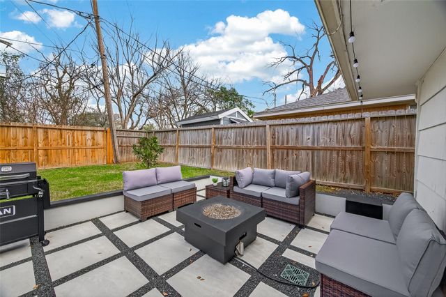 11322 Gaymoor Drive, Houston, TX 77035