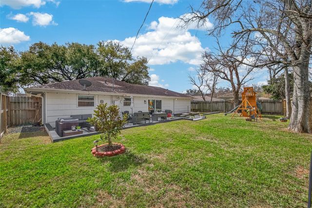 11322 Gaymoor Drive, Houston, TX 77035