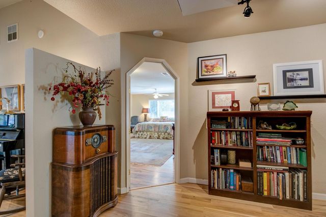 8698 Mountain Meadow Dr, Mountain Ranch, CA 95246