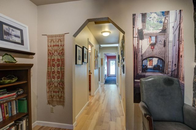 8698 Mountain Meadow Dr, Mountain Ranch, CA 95246