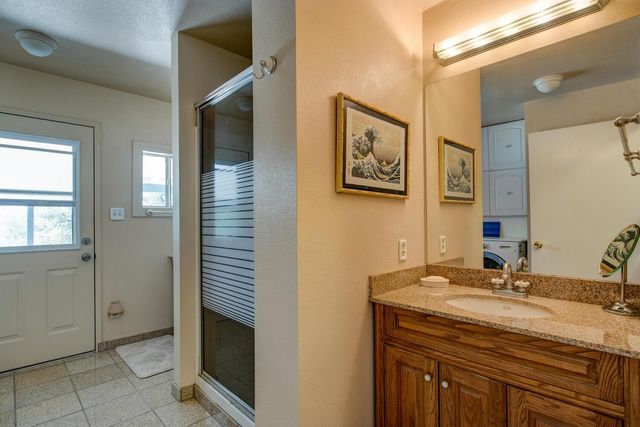 8698 Mountain Meadow Dr, Mountain Ranch, CA 95246