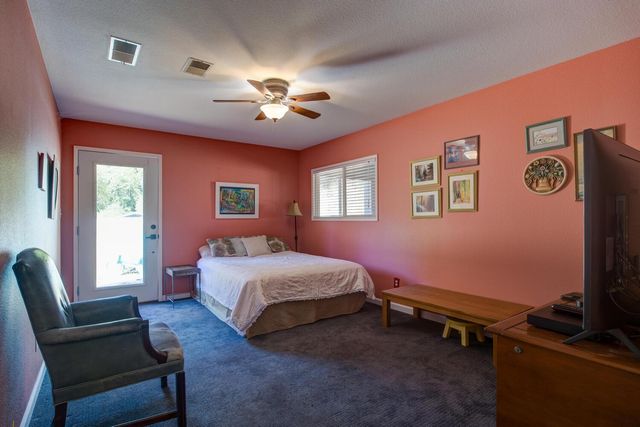 8698 Mountain Meadow Dr, Mountain Ranch, CA 95246