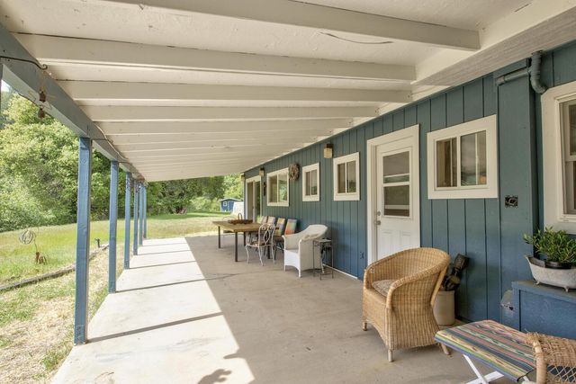 8698 Mountain Meadow Dr, Mountain Ranch, CA 95246