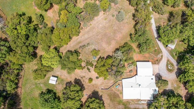 8698 Mountain Meadow Dr, Mountain Ranch, CA 95246