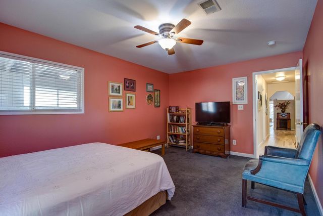 8698 Mountain Meadow Dr, Mountain Ranch, CA 95246