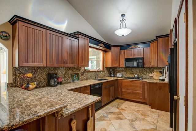 8698 Mountain Meadow Dr, Mountain Ranch, CA 95246