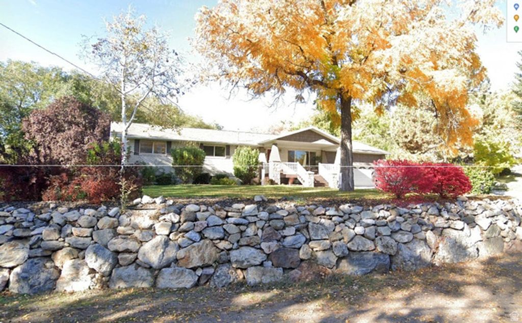 Image 5 of property listing at 1360 S CARTERVILLE RD, Orem, UT 84097