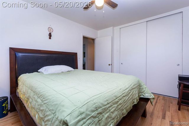 1002 Kettering Avenue, Pontiac, MI 48340