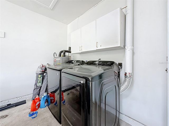 10709 DONBRESE AVENUE, Tampa, FL 33615