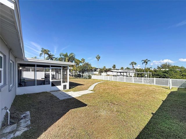 10709 DONBRESE AVENUE, Tampa, FL 33615