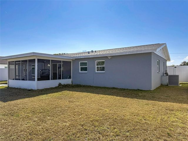 10709 DONBRESE AVENUE, Tampa, FL 33615