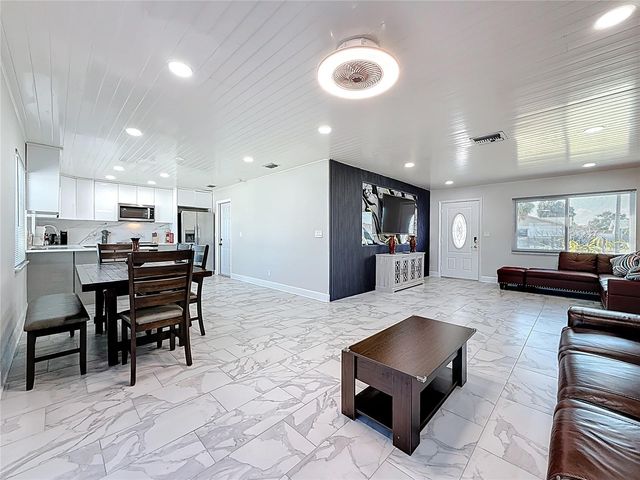 10709 DONBRESE AVENUE, Tampa, FL 33615