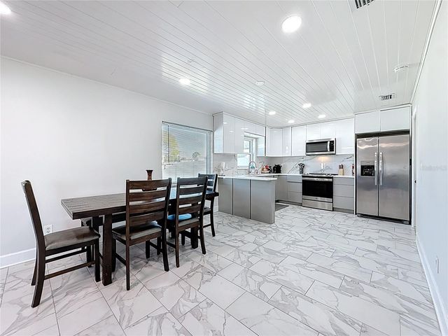 10709 DONBRESE AVENUE, Tampa, FL 33615