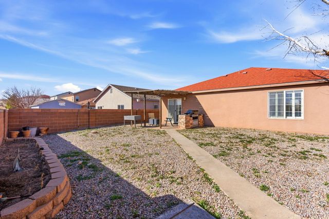 6636 SHIPROCK Drive NE, Rio Rancho, NM 87144