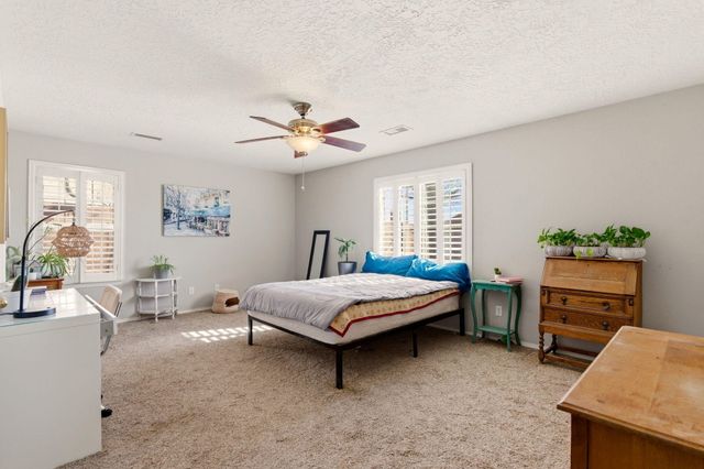 6636 SHIPROCK Drive NE, Rio Rancho, NM 87144