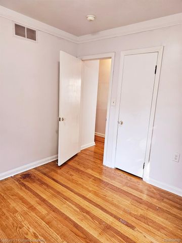 18808 EASTWOOD Drive, Harper Woods, MI 48225