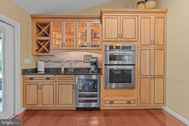 720 OAK TERRACE DR, Ambler, PA 19002