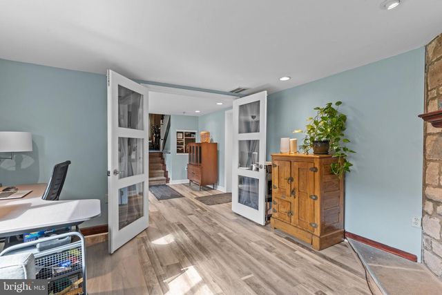 720 OAK TERRACE DR, Ambler, PA 19002