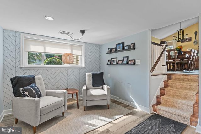 720 OAK TERRACE DR, Ambler, PA 19002
