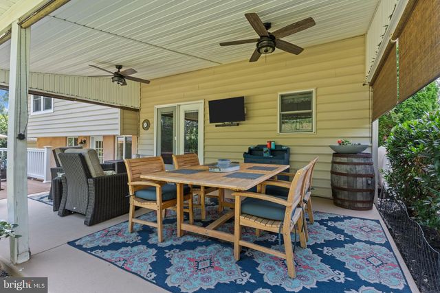 720 OAK TERRACE DR, Ambler, PA 19002