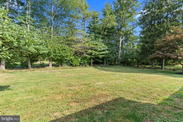 720 OAK TERRACE DR, Ambler, PA 19002