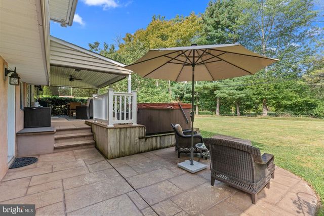 720 OAK TERRACE DR, Ambler, PA 19002