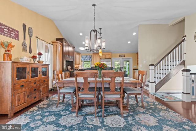 720 OAK TERRACE DR, Ambler, PA 19002