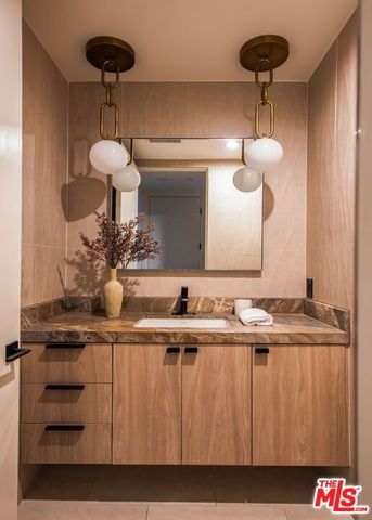 734 18th Street, Santa Monica, CA 90402