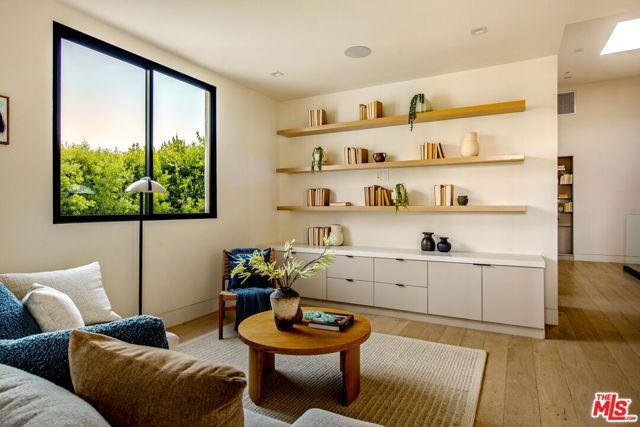 734 18th Street, Santa Monica, CA 90402