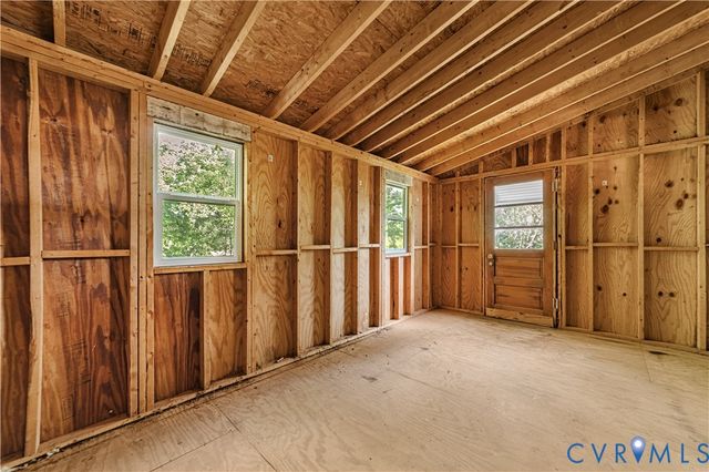 119 Poplar Ave, Mineral, VA 23117