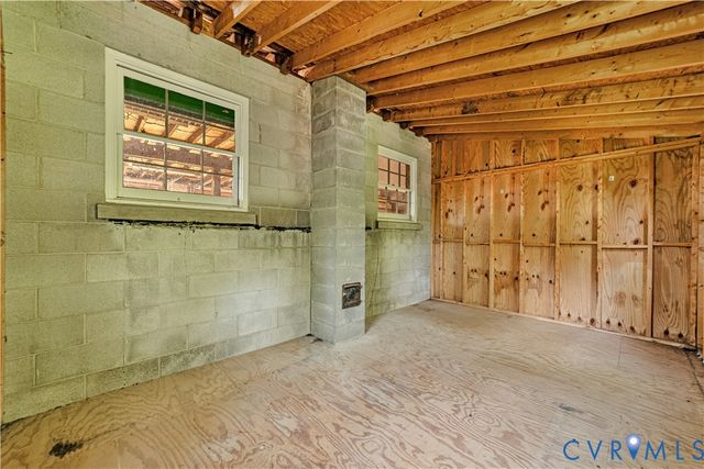 119 Poplar Ave, Mineral, VA 23117