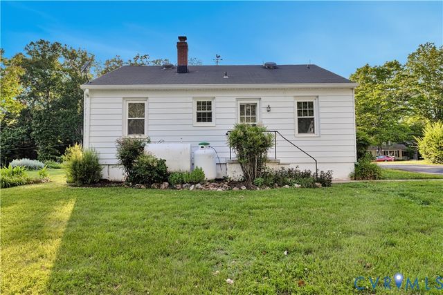 119 Poplar Ave, Mineral, VA 23117
