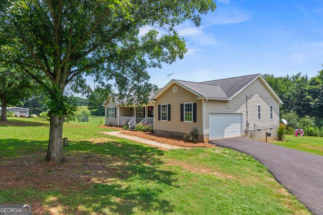1649 Brays Lake Road, Royston, GA 30662