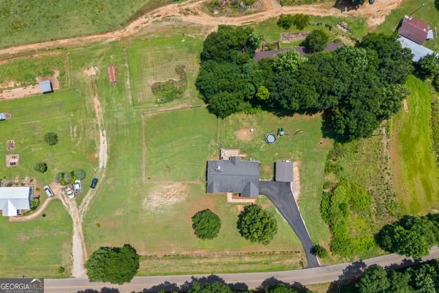 1649 Brays Lake Road, Royston, GA 30662