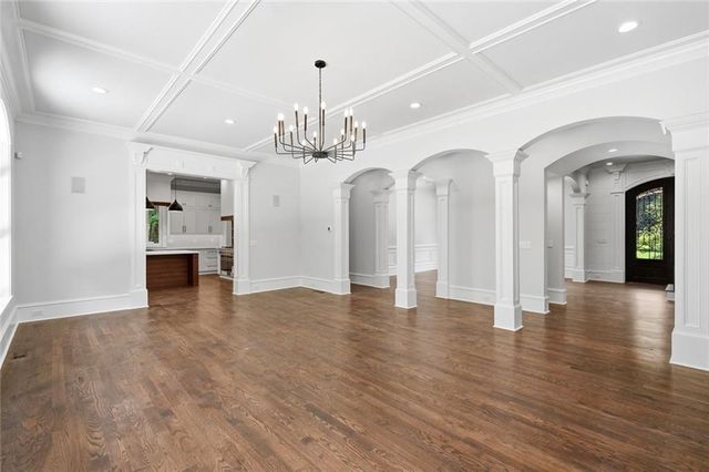 10745 Shallowford Road, Roswell, GA 30075