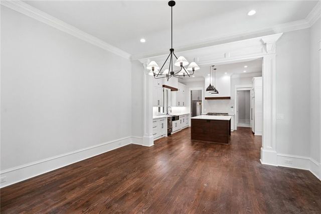 10745 Shallowford Road, Roswell, GA 30075