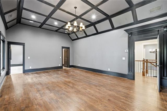 10745 Shallowford Road, Roswell, GA 30075