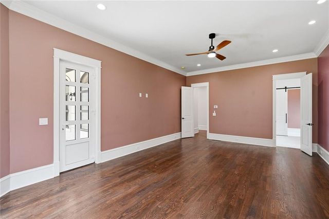 10745 Shallowford Road, Roswell, GA 30075