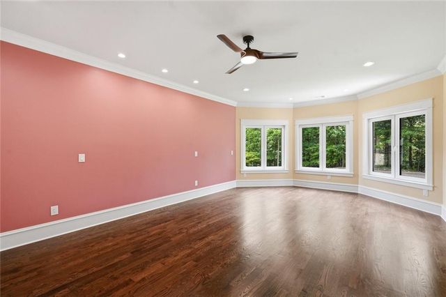 10745 Shallowford Road, Roswell, GA 30075