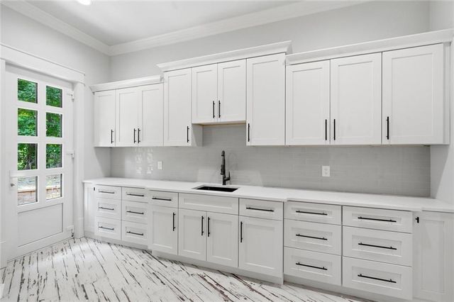 10745 Shallowford Road, Roswell, GA 30075