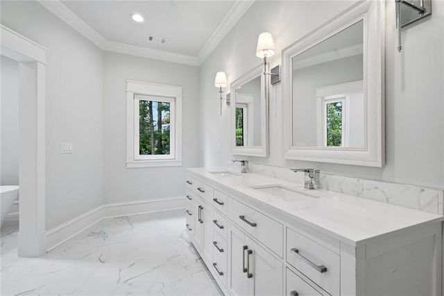 10745 Shallowford Road, Roswell, GA 30075