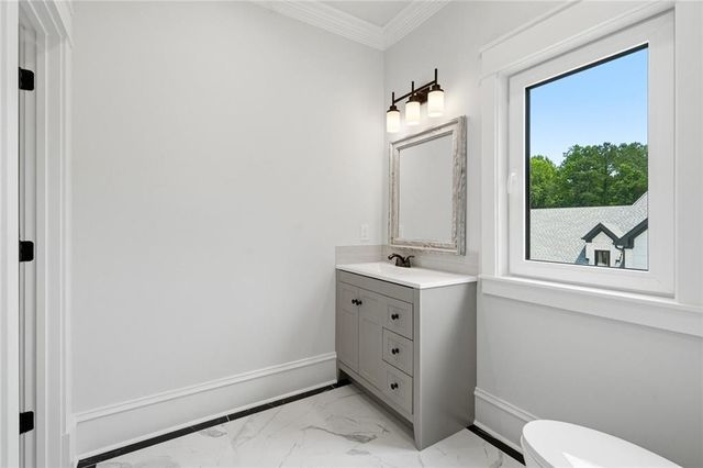 10745 Shallowford Road, Roswell, GA 30075