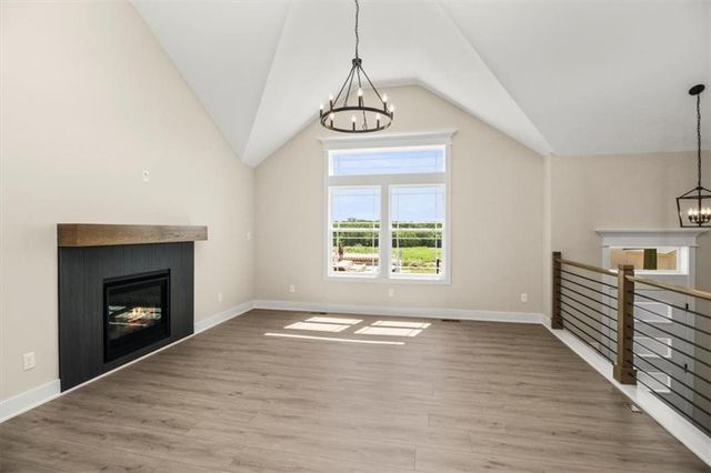 1325 N Holland Court, Independence, MO 64056