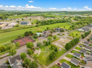 1019 Wentford Avenue, Sweetwater, TN 37874