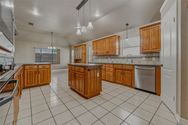 1801 Callender Hill Road, Mansfield, TX 76063