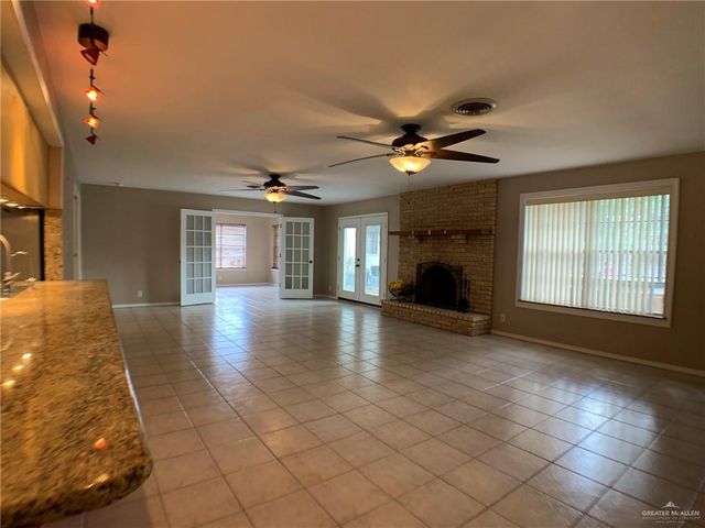 1802 N 17th Street, Harlingen, TX 78550