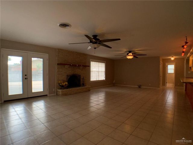 1802 N 17th Street, Harlingen, TX 78550