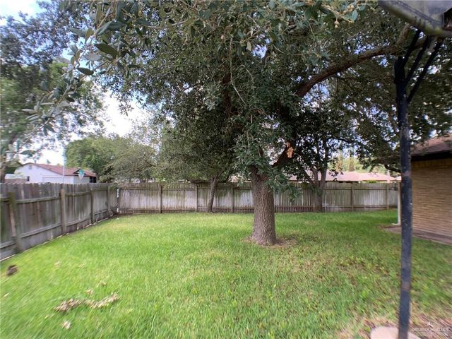 1802 N 17th Street, Harlingen, TX 78550