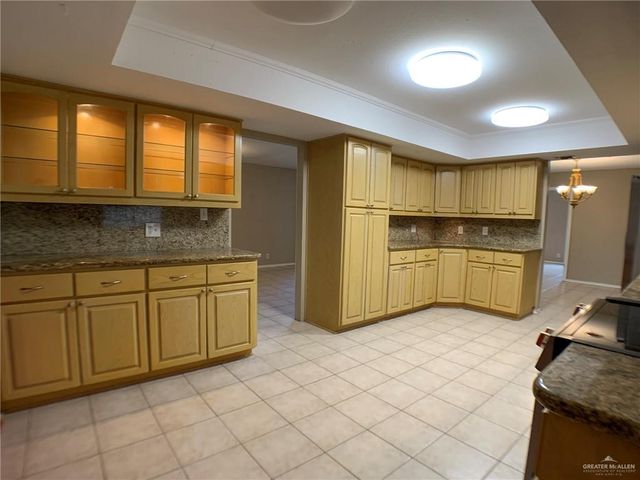 1802 N 17th Street, Harlingen, TX 78550