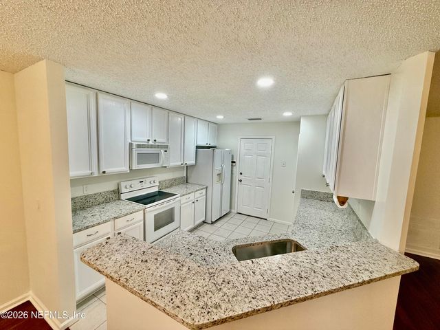 616 FALLEN TIMBERS Drive, Orange Park, FL 32073